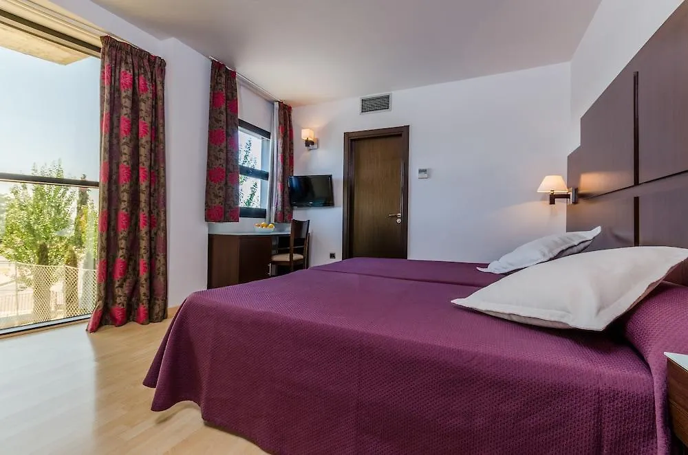Yit Conquista De Granada Hotel Peligros Spain
