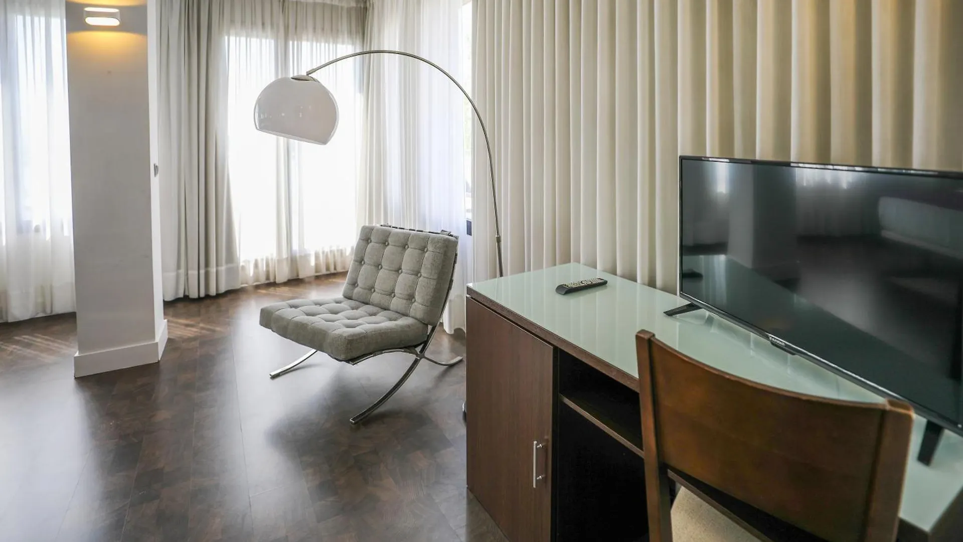 ****  Yit Conquista De Granada Hotel Peligros Spain