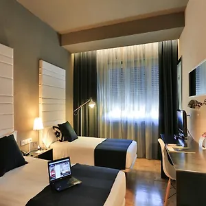 Habitus Leyre 3* Pamplona