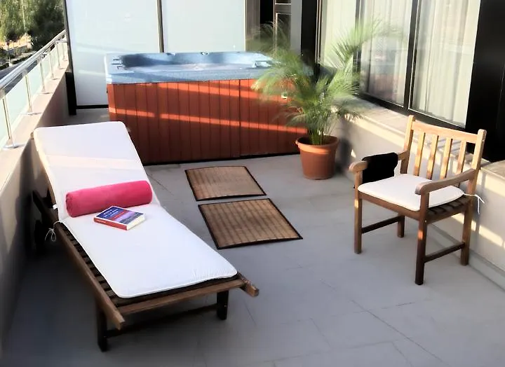 Hotel YIT Conquista de Granada Peligros
