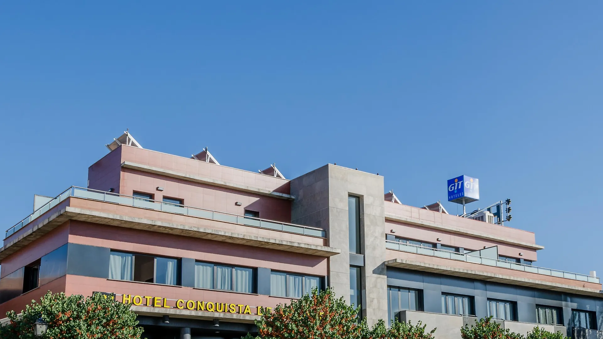 Hotel YIT Conquista de Granada Peligros 4*,