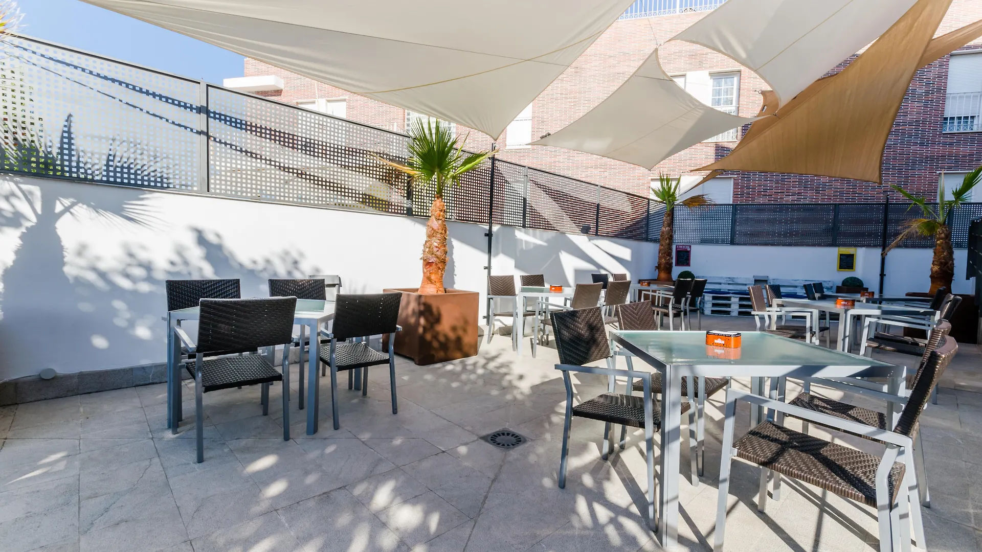 Hotel YIT Conquista de Granada Peligros 4*,  España