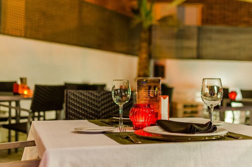 Hotel YIT Conquista de Granada Peligros