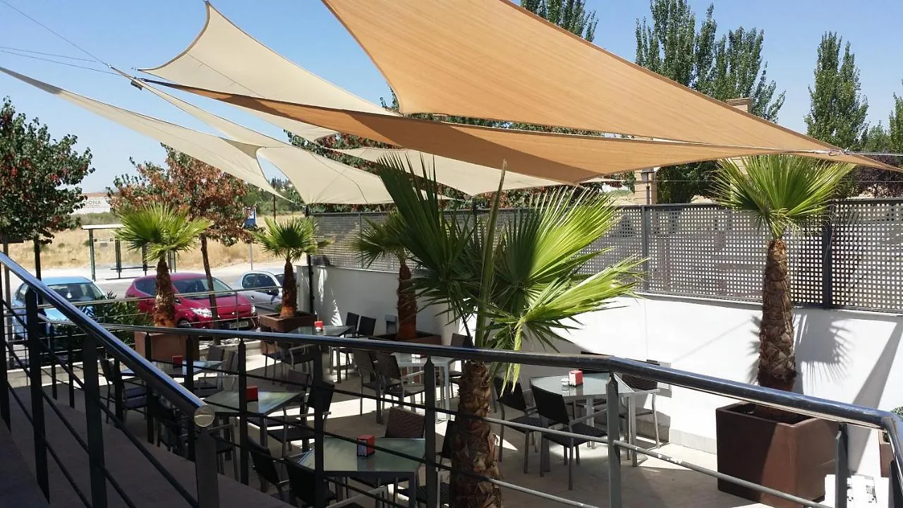 Hotel YIT Conquista de Granada Peligros