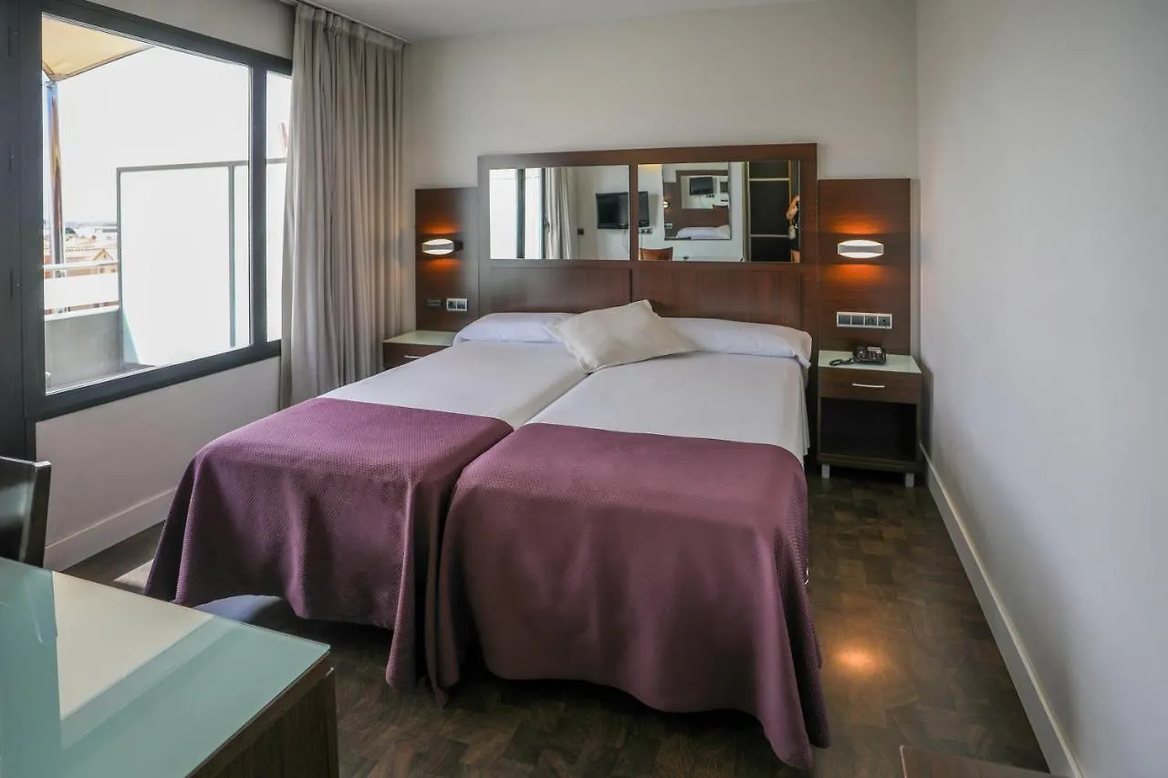 Hotel YIT Conquista de Granada Peligros