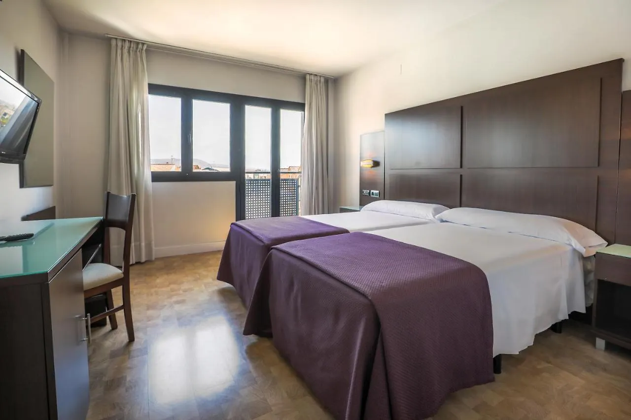 ****  Hotel YIT Conquista de Granada Peligros España