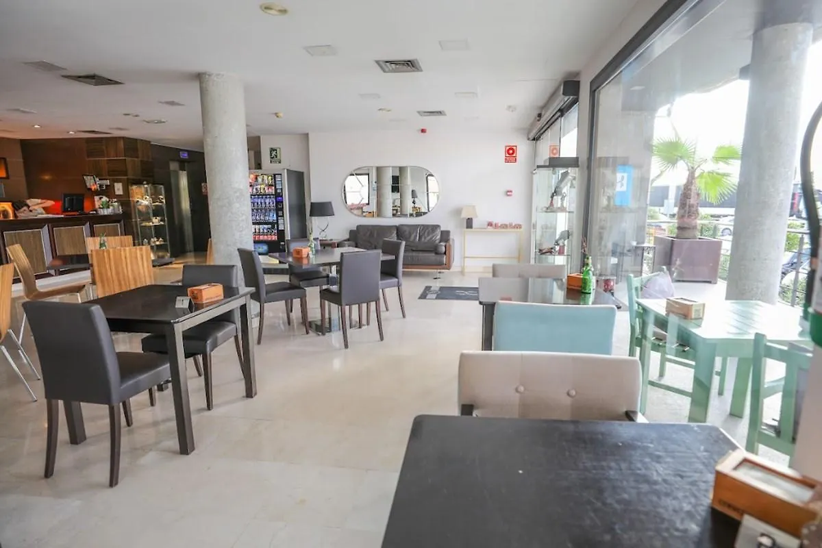 Hotel YIT Conquista de Granada Peligros 4*,