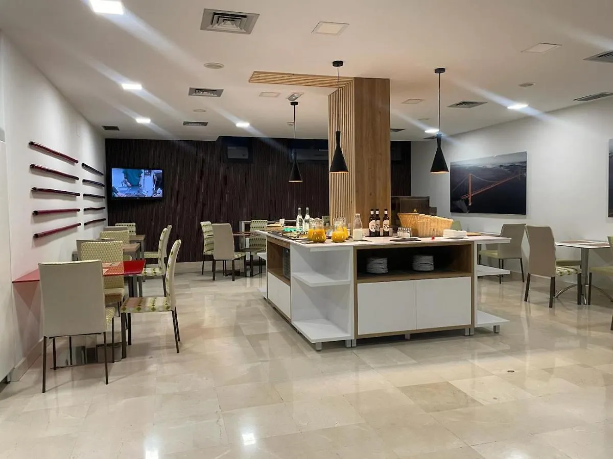 Hotel YIT Conquista de Granada Peligros