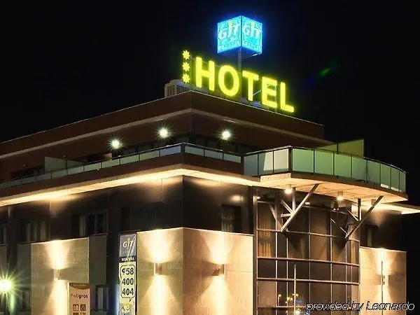 ****  Hotel YIT Conquista de Granada Peligros España